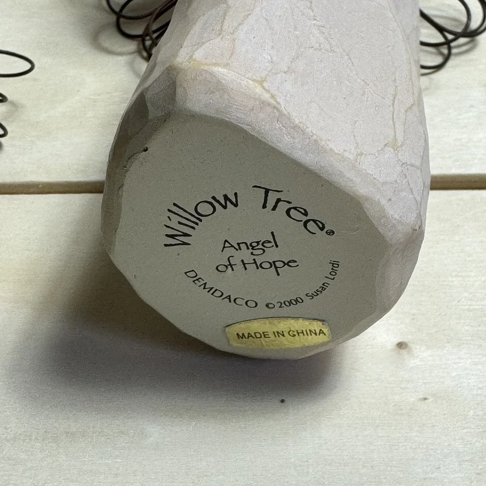 Willow Tree Collection Angel Figurines Set of 4 Praying Guardian Lantern - Picture 6 of 11
